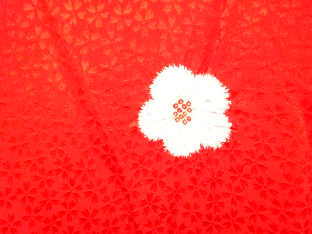  絞り　梅に楓模様　長襦袢